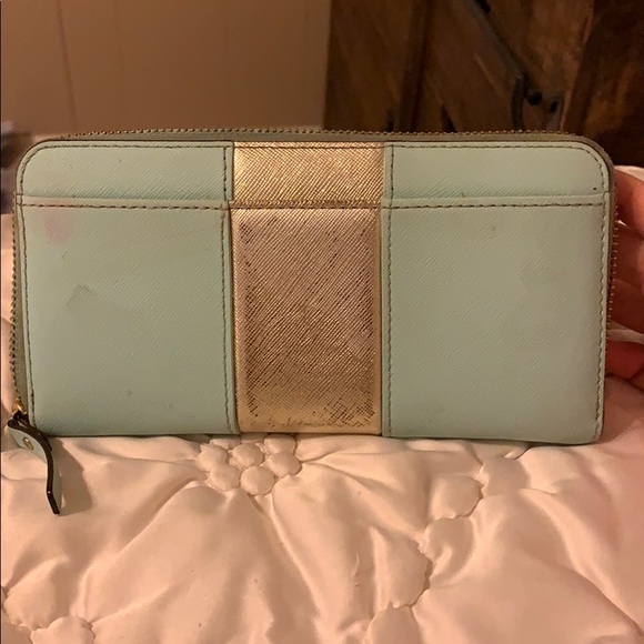 Kate Spade Wallet - Picture 2 of 3